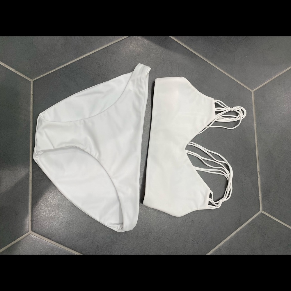 Mikoh Foam Bikini Set - image 3